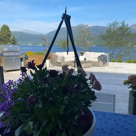 Fantastisk Sommerhus I Tennfjord, Ved Alesund. Esterno foto