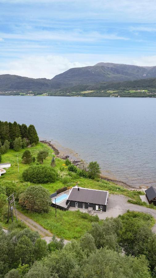Hébergement de vacances Fantastisk I Tennfjord, Ved Alesund. *